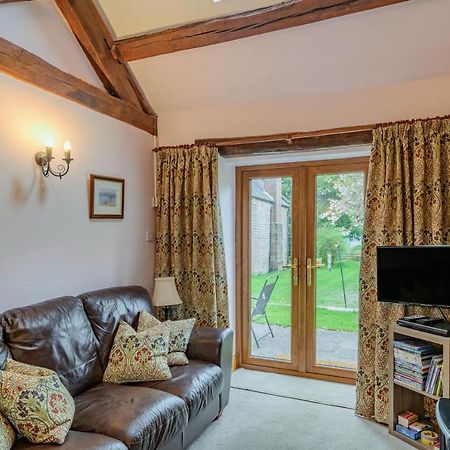 Wren Cottage Rudyard Екстериор снимка