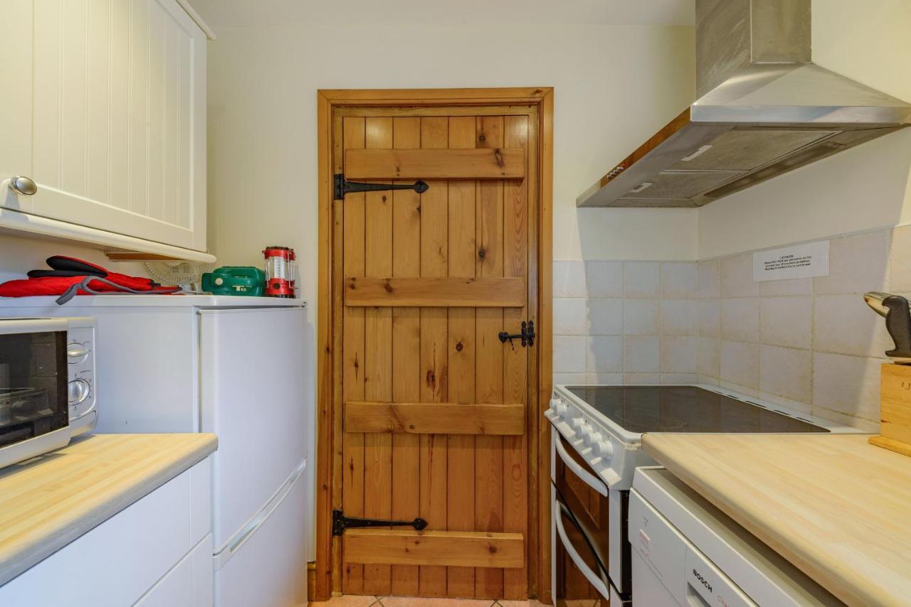 Wren Cottage Rudyard Екстериор снимка